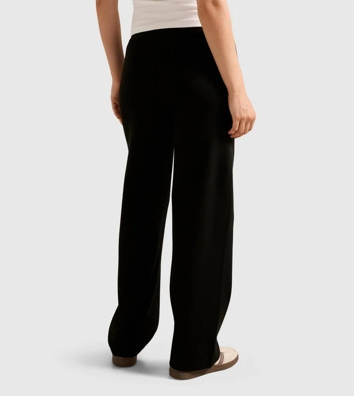 forever new  HAZEL Knitted Drawstring Waist Wide Leg Pants for Women | Best Price UAE